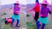 Alpaquita se roba el show durante baile de hermanitas en TikTok: "Es parte de la coreografía”