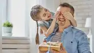 Poemas para papá: los mejores textos para escribir una carta en el Día del Padre