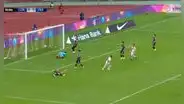 Espectacular golazo de zurda de Bryan Reyna tras tiquitaca con Paolo Guerrero y Edison Flores