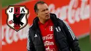 Hinchas furiosos con Juan Reynoso tras goleada: "Esperemos que haya sido su último invento"