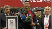 Cristiano Ronaldo recibió Récord mundial Guinness tras alcanzar 200 partidos con su selección