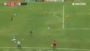 Arquero de Cantolao Christian Limousin salió a la nada, Grimaldo lo dejó en ridículo y Brenner puso el 2-0