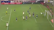 Di Benedetto le reclamó con todo a Valera tras arruinar el 2-0 de Universitario ante Gimnasia