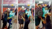 Perrito 'tonea' junto a 2 mujeres y causa sensación: "Firulais todo un caballero"