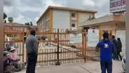 Mujer de 84 años lucha por su vida tras caer del segundo piso en Juliaca