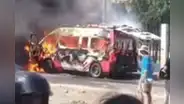 Extorsionadores queman 2 combis de empresa de transporte que iban a la sierra en Trujillo