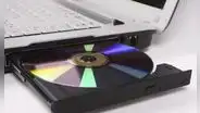 ¿Cuáles son las características físicas que ya no se usan en las laptops?