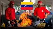 El venezolano que aprendió a cocinar arroz chaufa en Perú y volvió a su país para triunfar con su chifa