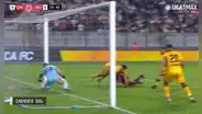 Universitario y el milimétrico gol validado por el VAR para el 1-0 ante Cantolao