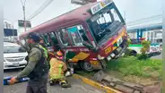San Miguel: cúster impacta contra berma central y deja más de 9 personas heridas