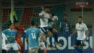 Todo Sporting Cristal reclamó penal: mano de jugador de Emelec al último minuto no fue revisada