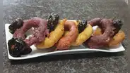 ¡Picarones de fresa! La dulcería que causa sensación con sus postres: ¿cómo llegar y cuánto cuestan?