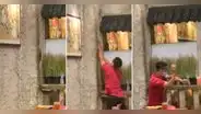 Mesero sorprende en chifa al atrapar una rata con sus manos: “El chefcito solo salió a saludar”