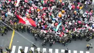 'Marchas en Lima': PNP hizo retroceder a manifestantes lanzando bombas lacrimógenas en av. Abancay