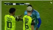 ¡Picante! La furiosa reacción de Luis Advíncula en el Boca Juniors vs. Barracas Central