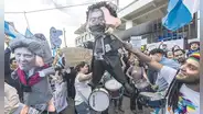 Guatemala: fiscal y juez oficialistas amenazan al líder opositor