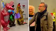 Hijos se disfrazan de dinosaurios para recibir a su papá en aeropuerto: "Somos una familia feliz"