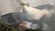 Los incendios forestales siguen fuera de control en todo Grecia