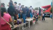 ¡No se quisieron perder el Desfile Militar!: familia pagó hasta 30 soles por alquiler de mesas