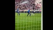 Yordy Reyna hace 'magia' en Rusia: anotó golazo al ángulo para salvar a su equipo de la derrota