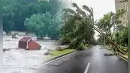 Las impactantes imágenes del devastador tifón Doksuri que deja más de 800.000 afectados en China