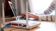 ¿Es recomendable apagar el router si no estarás en tu casa o debes dejarlo prendido?