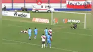 ¿Blooper o la cancha? El desastroso penal fallado por Matías Pérez García de Deportivo Municipal