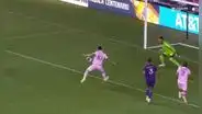 Lionel Messi dejó parado a Pedro Gallese y anotó un golazo para 1-0 del Inter sobre Orlando City