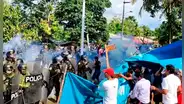 Policías y ciudadanos se enfrentan en toma de municipio de Alto Nanay en Loreto