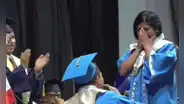 Joven pide matrimonio a su novia durante ceremonia de graduación en Cajamarca: “¡Qué tiernos!”