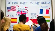 No es el inglés: ¿cuál es el único idioma que se habla en los 6 continentes?