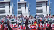 Cantante de orquesta que participaba en corso arequipeño resbaló y sufrió dolorosa caída