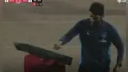 Sebastián Abreu rompió la pantalla del VAR tras el empate de ADT ante Vallejo al último minuto