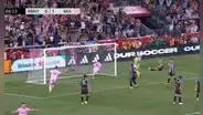 Lionel Messi se estrena en la MLS con un golazo tras un tiki-taka y saca al Inter Miami del fondo de la tabla