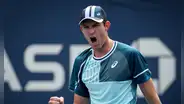 ¡El chileno pisa fuerte! Nicolás Jarry vence a Luca Van Assche y pasa de ronda en el US Open 2023