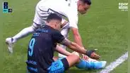 Luis Suárez y la insólita amarilla que ocasionó en un rival al sacarse su botín en pleno partido