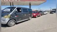 Arequipa: taxistas forman largas colas en grifos para abastecer sus vehículos de GLP