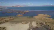 ¡El Titicaca se sigue secando! Lago navegable más alto del mundo perdió 54 centímetros tras ola de calor