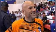 Mr. Peet debuta como arquero de Íntimos en la Copa Leyendas: "Es un sueño"