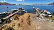 Lago Titicaca: instalan embarcaderos de madera ante descenso de las aguas en orillas