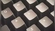 ¿Por qué se usa las teclas W, A, S y D para moverse en los videojuegos y no otros botones?