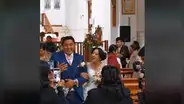 Recién casados sorprenden en iglesia con canción de Dragón Ball GT: "Corazón encantado"