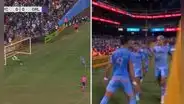 Pedro Gallese se lució atajando penal, pero dejó rebote: el rival marcó y celebró como CR7
