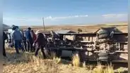 Puno: miniván que trasladaba a escolares sufre volcadura en paseo por Día del Estudiante