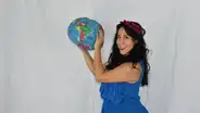 Flor Bromley: música del mundo para niños curiosos