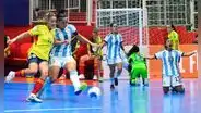 Argentina goleó 4-1 a Colombia por la Copa América de Futsal Femenina y chocará con Venezuela en semifinales