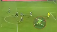 Campos imitó atajada del 'Dibu' Martínez en la final del mundo y evitó el 1-0 de Melgar