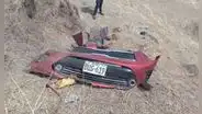 Apurímac: 4 personas fallecen tras despiste y caída al abismo de un auto