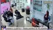 ¡Robo en 25 segundos! Delincuentes asaltaron a menores de edad en una peluquería de Surco