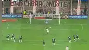 ¡Con polémica! Alex Valera anota gol de penal y Universitario vence 1-0 a Alianza en la primera final